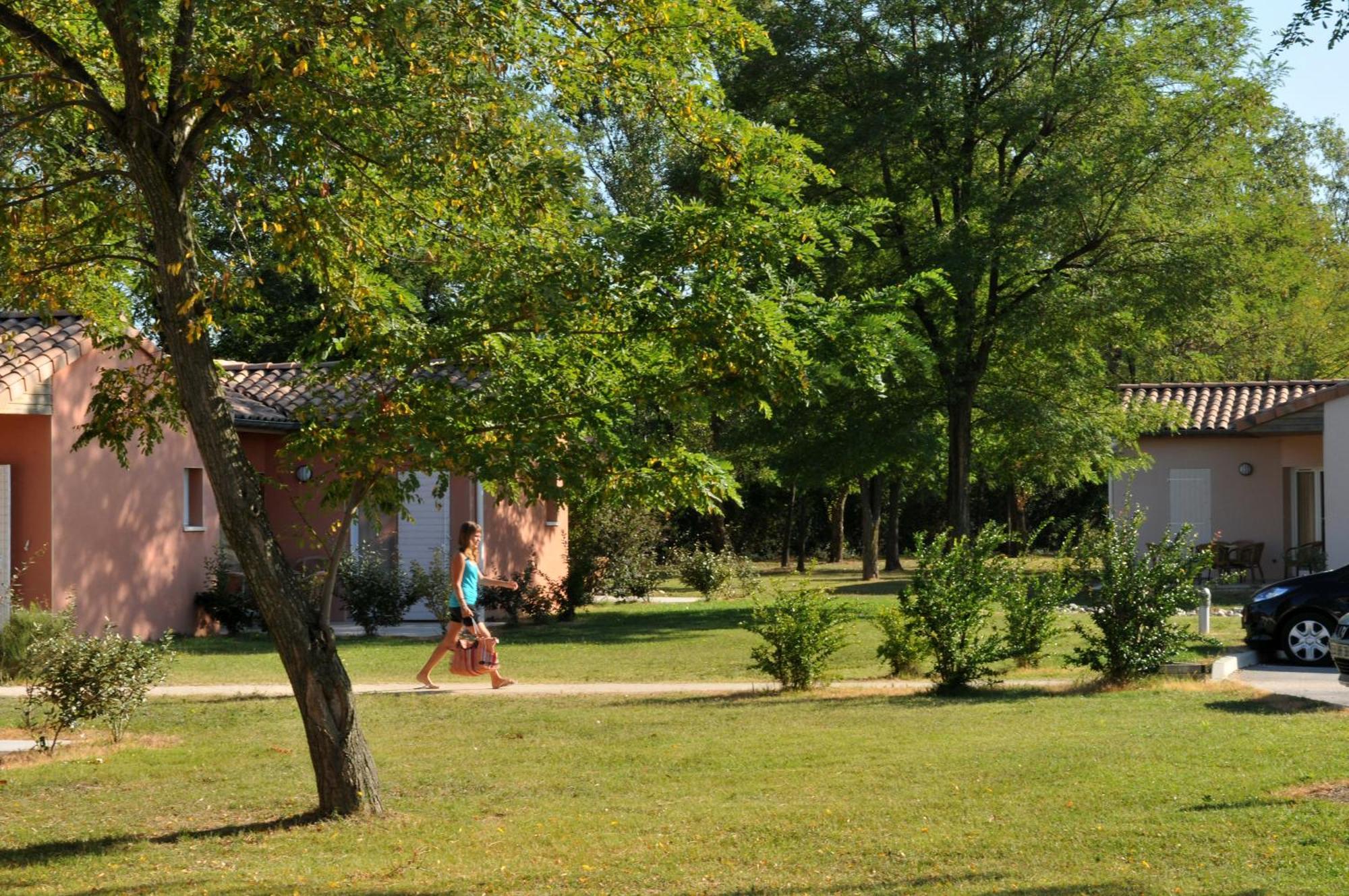 Отель Domaine D'Agrippa Valence Шатонёф-сюр-Изер Экстерьер фото